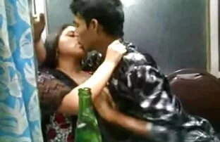 Watch Video Brünette, die Sex mit ihrem Freund auf sex videos mit reifen frauen der kostenlosen Pornoseite hat, der Heimat von kostenlosen Любительское Porno-Videos und Брюнетки Sex-Filmen online.