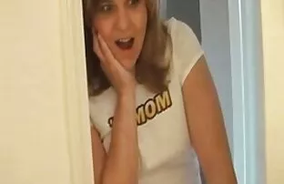 Video ansehen Tiefer. Abigail Mac fickt ihre junge Angestellte im Badezimmer auf video sex mit reifer frau der kostenlosen Pornoseite, der Heimat von kostenlosen HD Порно-Porno-Videos und Брюнетки-Sexfilmen online.