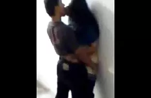 Watch video Kleine Titted Ladyboy Anal Bareback auf Kostenlose porno-Site, die Heimat der kostenlosen reife damen filme Анальный секс porno-videos und sex sex Filme online.